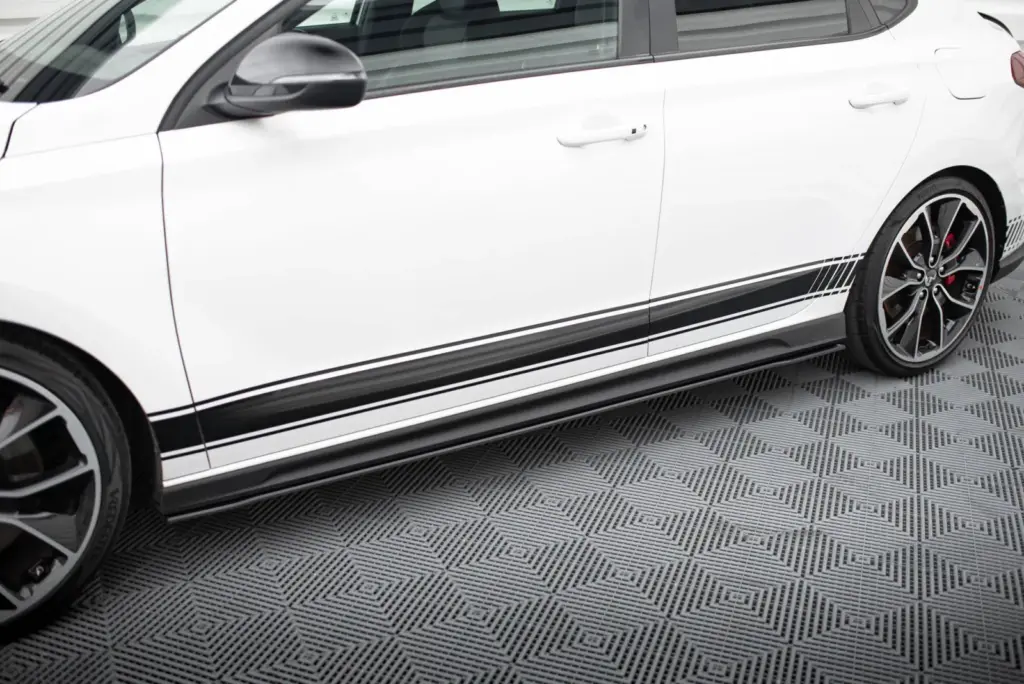 Side Skirts Diffusers Street Pro V.1 compatible with Hyundai I30 N / N-Line Hatchback / Fastback Mk3 / Mk3 Facelift