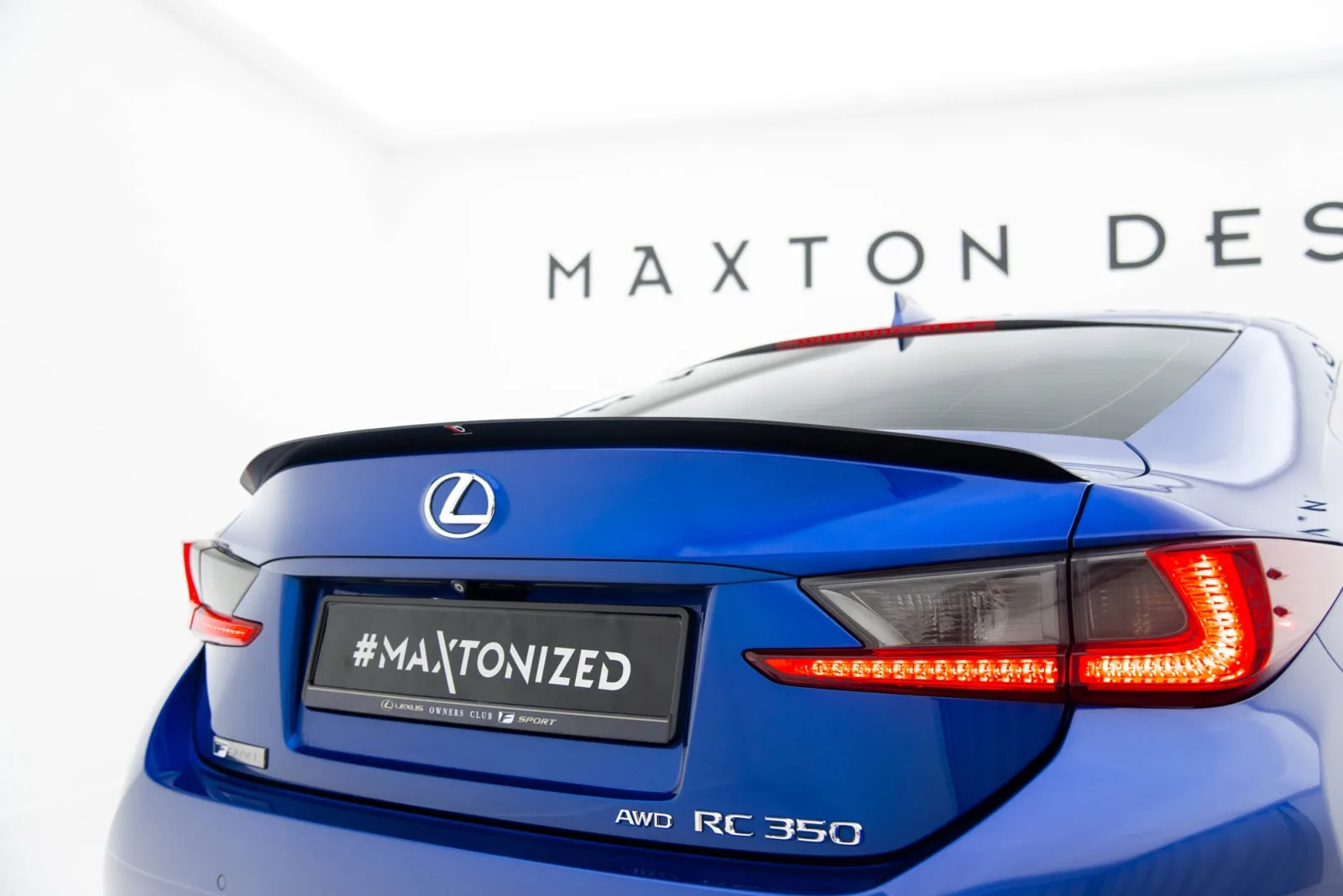 Spoiler Cap compatible with Lexus RC Mk1