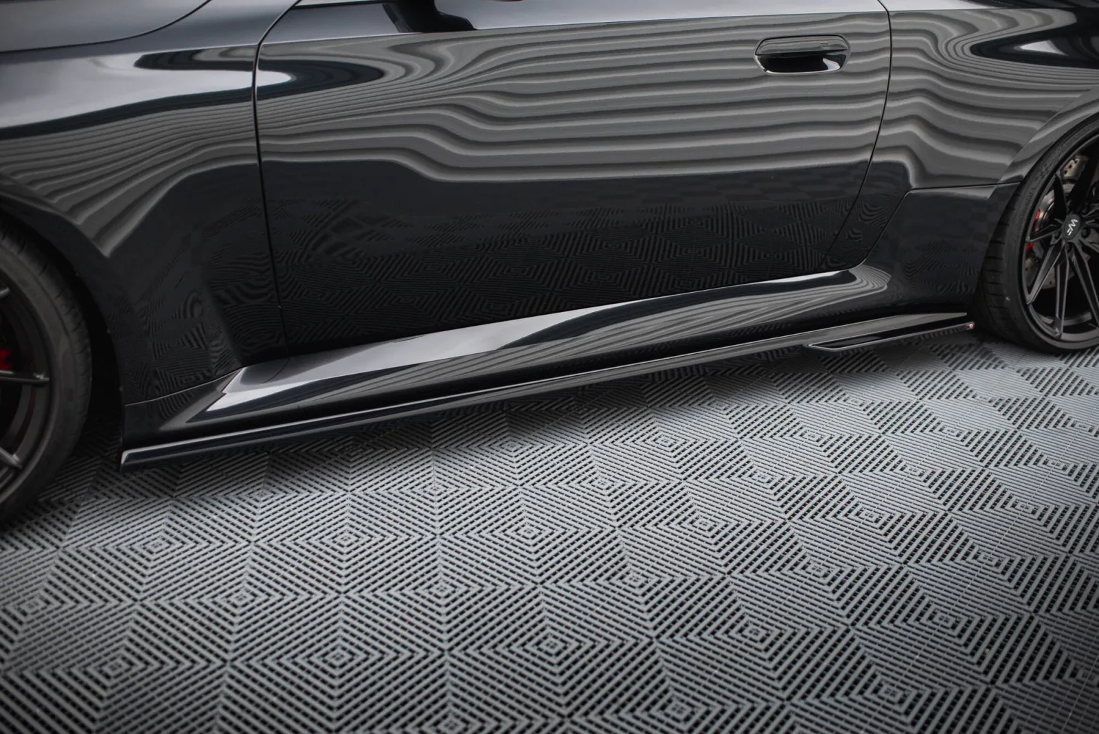 Side Skirts Diffusers V.1 compatible with BMW M2 G87