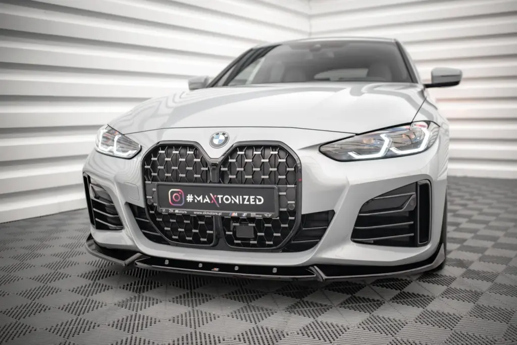 Front Splitter V.2 compatible with BMW 4 / i4 Gran Coupe M-Pack / M440i G26