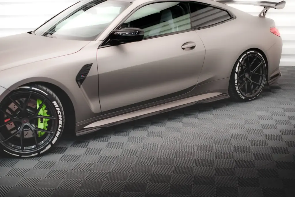 Prepreg Carbon Side Splitters compatible with BMW M4 G82 / G82 Facelift