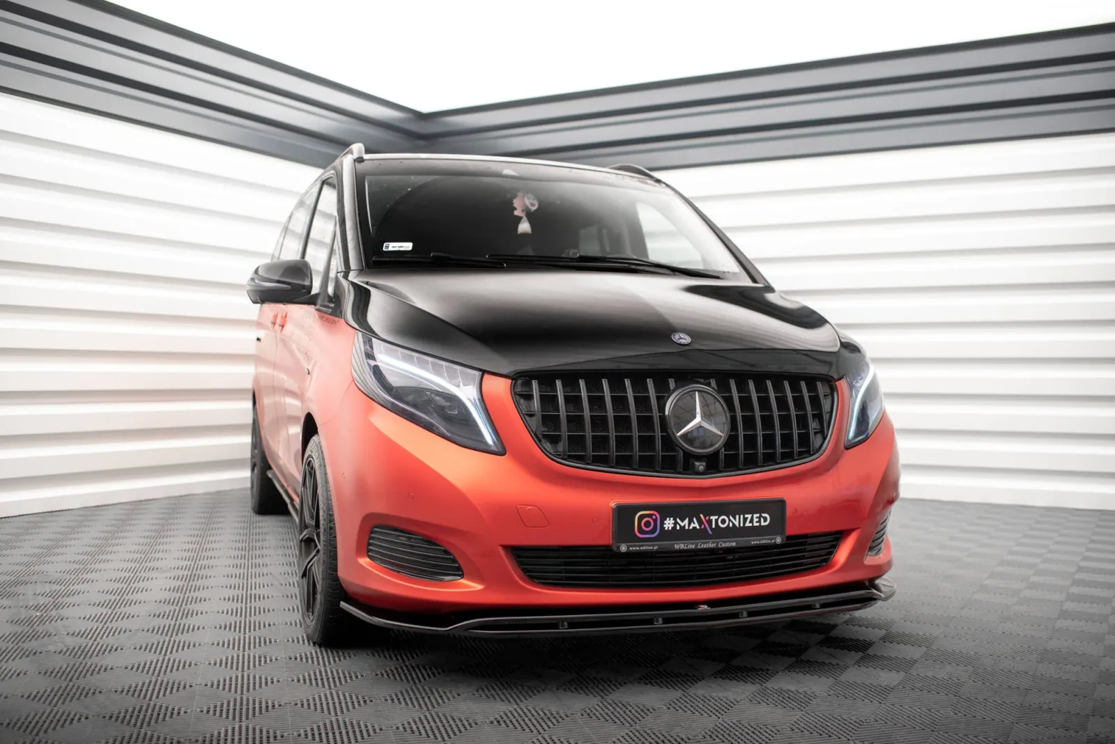 Front Splitter V.4 compatible with Mercedes-Benz V-Class W447