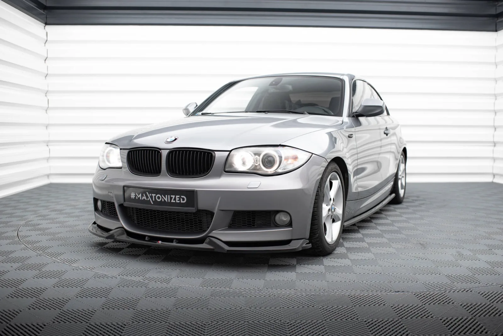 Front Splitter V.1 compatible with BMW 1 M-Pack E82 Facelift