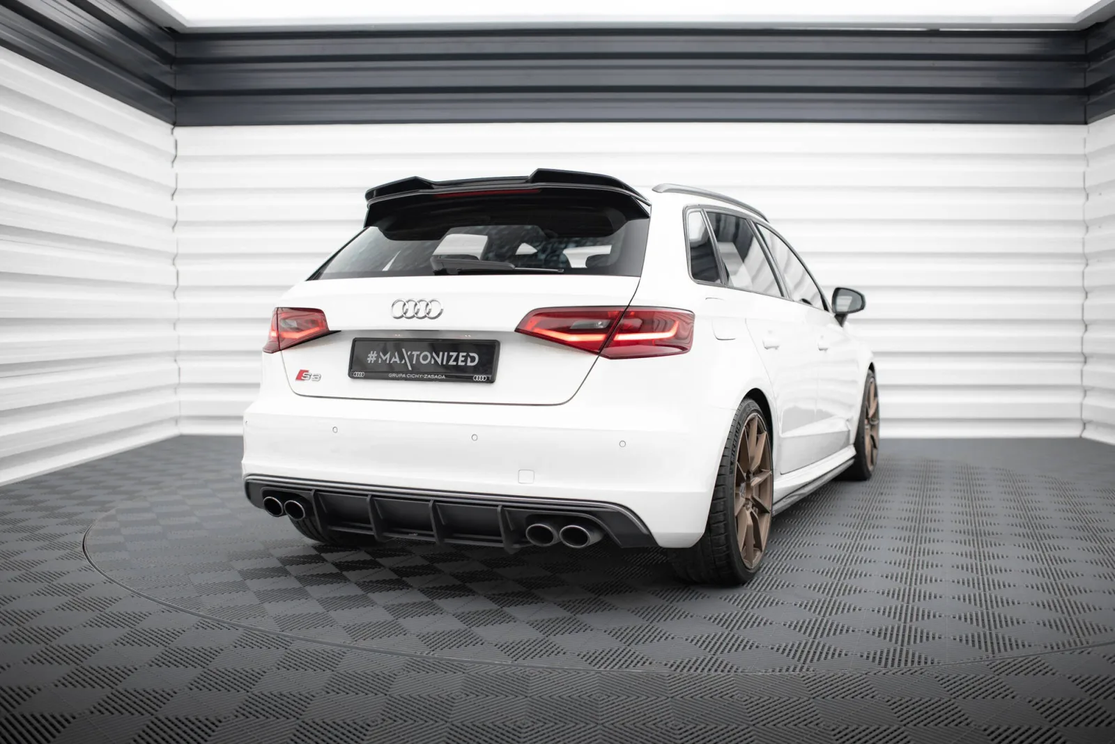 Rear Diffuser Street Pro compatible with Audi S3 Sportback / Hatchback 8V