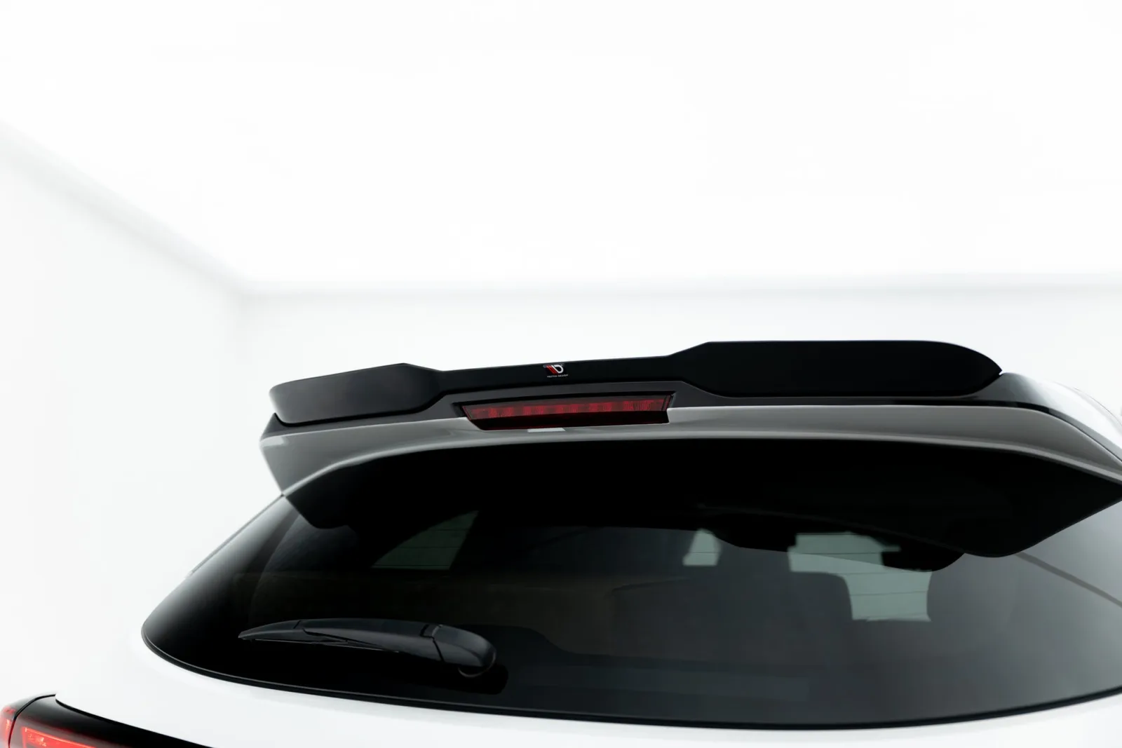 Spoiler Cap compatible with Toyota Highlander Mk4