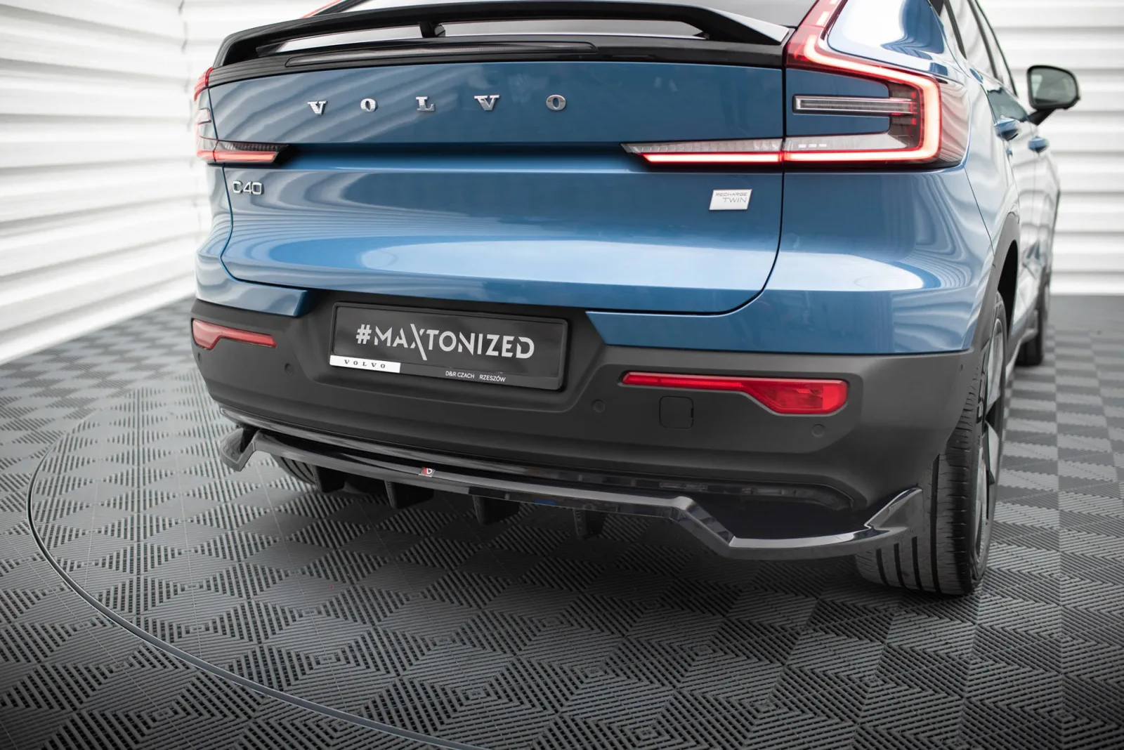 Rear Splitter (With Diffuser) compatible with Volvo C40 Mk1