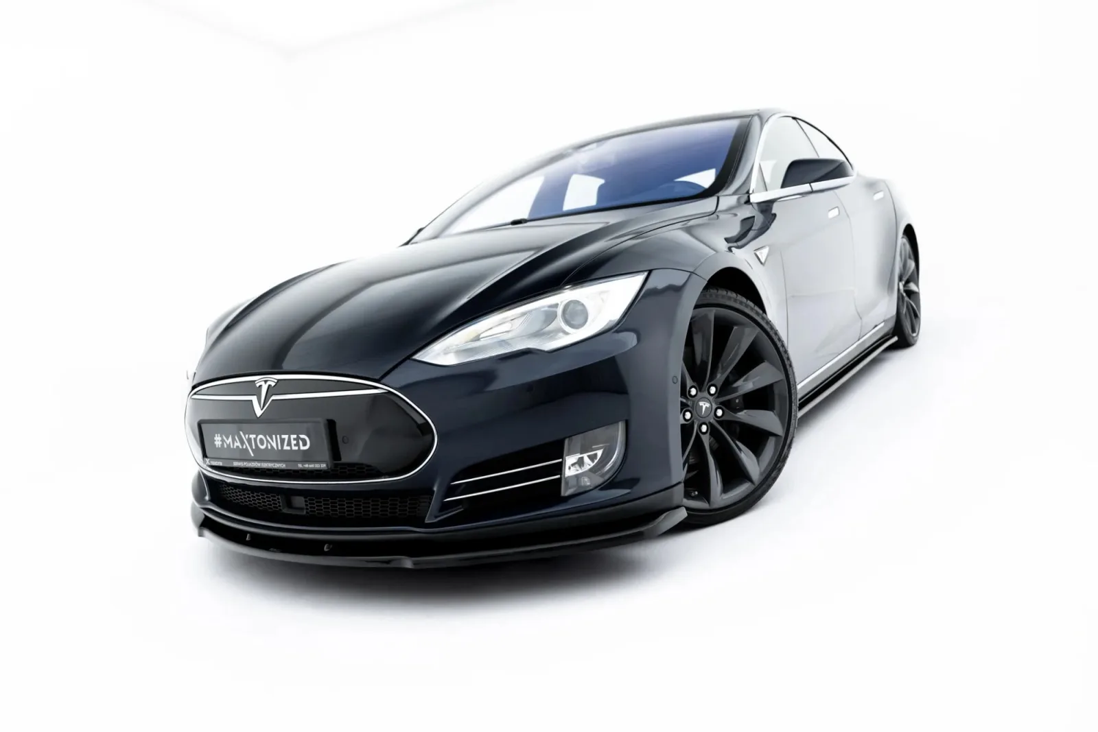 Front Splitter V.1 compatible with Tesla Model S Mk1