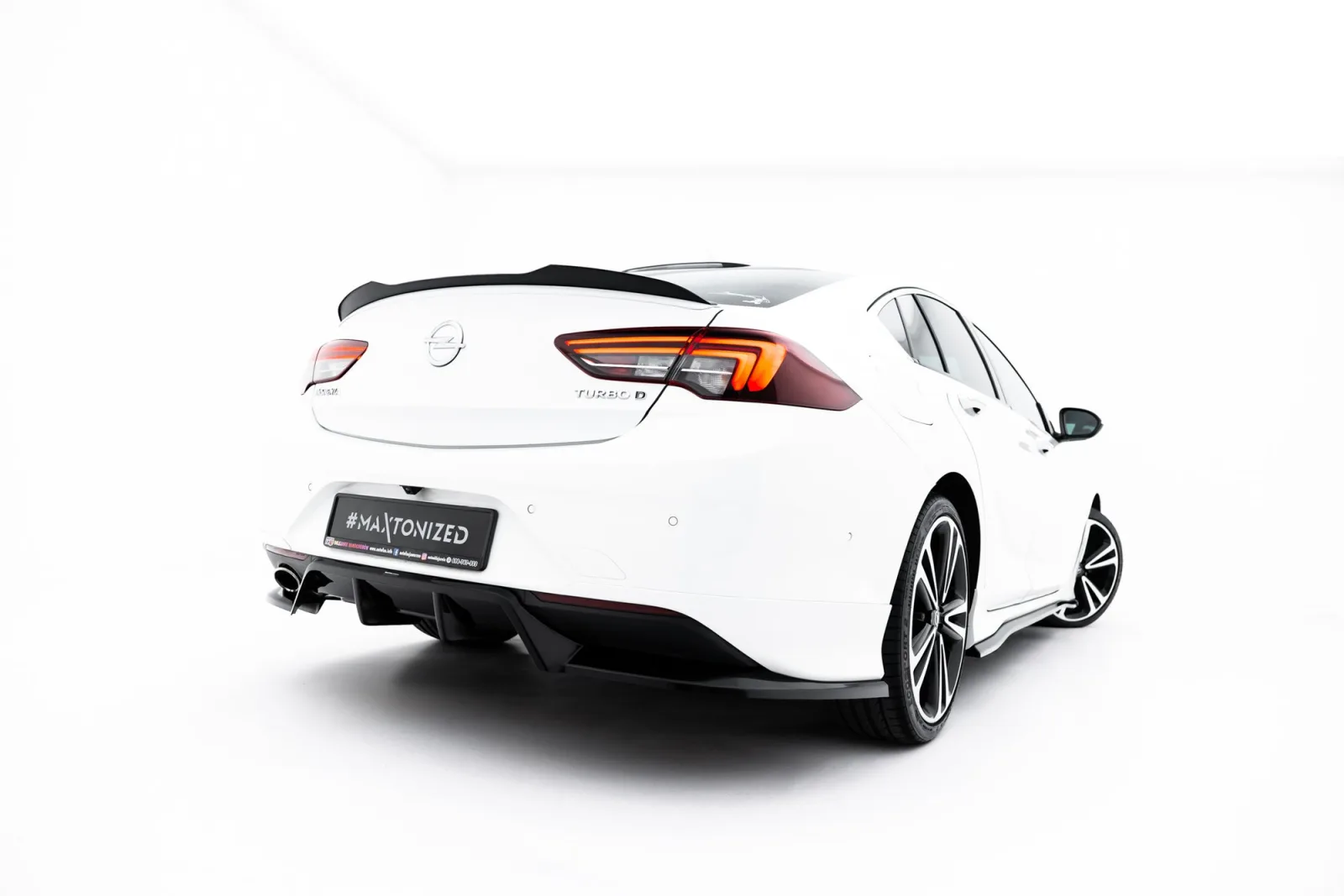 Rear Splitter (With Diffuser) compatible with Opel Insignia OPC-Line Mk2