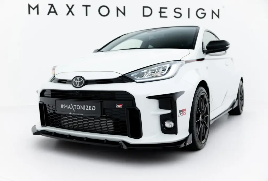 Front Splitter V.2 + Flaps compatible with Toyota GR Yaris Mk4