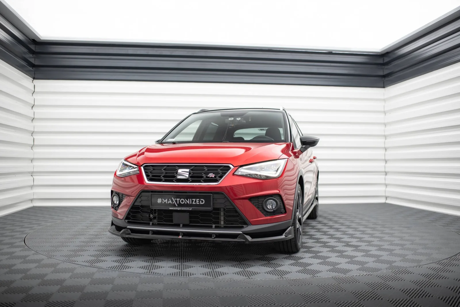 Front Splitter compatible with Seat Arona FR Mk1