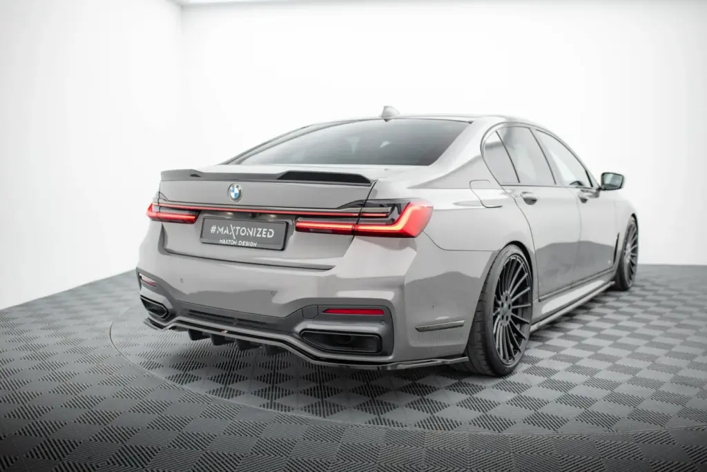 Rear Splitter (With Diffuser) V.2 compatible with BMW 7 M-Pack G11 / G12 Facelift