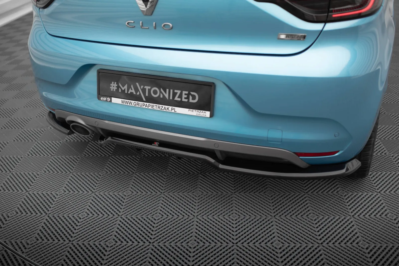 Rear Splitter (With Diffuser) compatible with Renault Clio R.S. Line Mk5