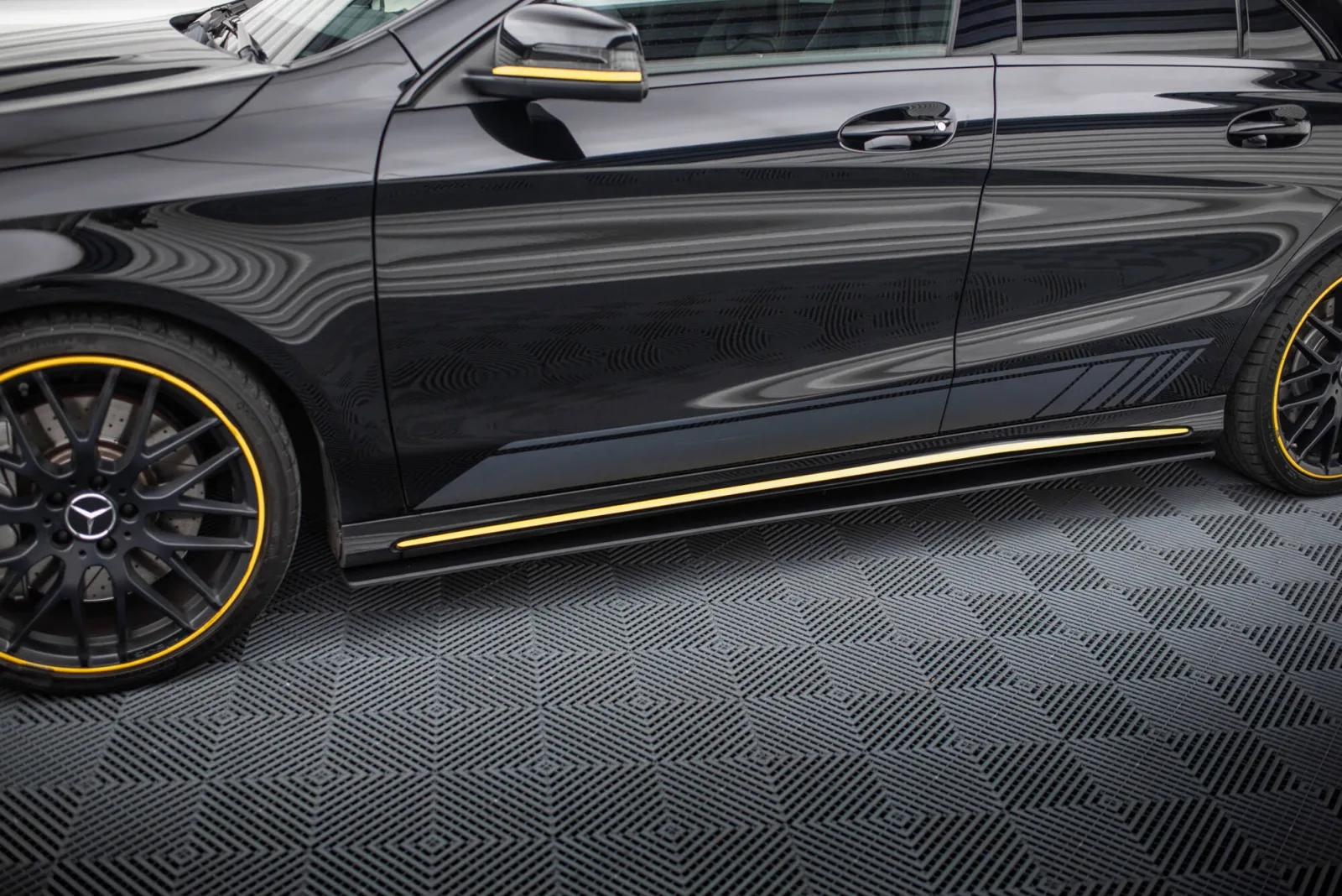 Side Skirts Diffusers Street Pro compatible with Mercedes-AMG CLA 45 C117 Facelift
