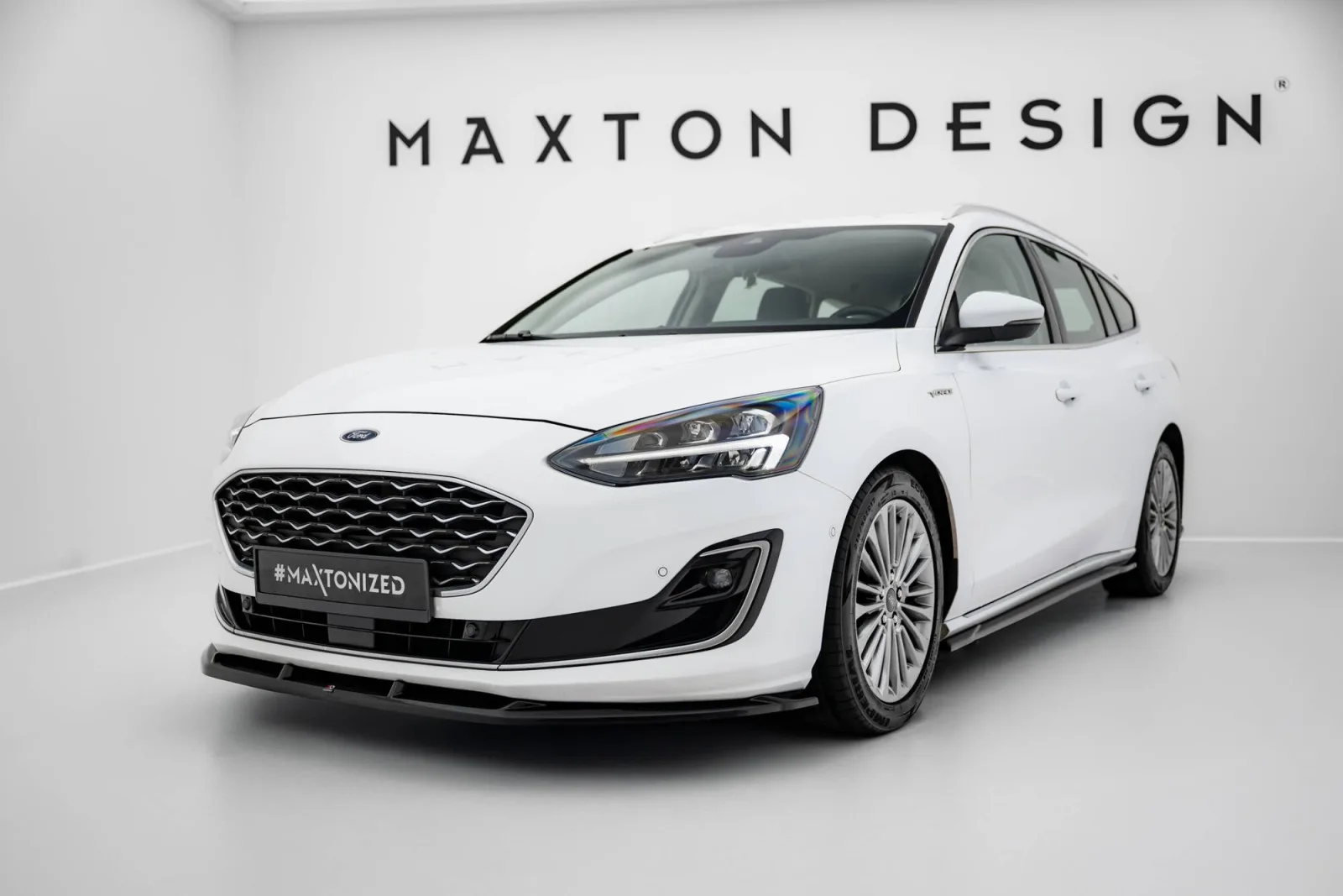 Front Splitter V.1 compatible with Ford Focus Vignale Mk4