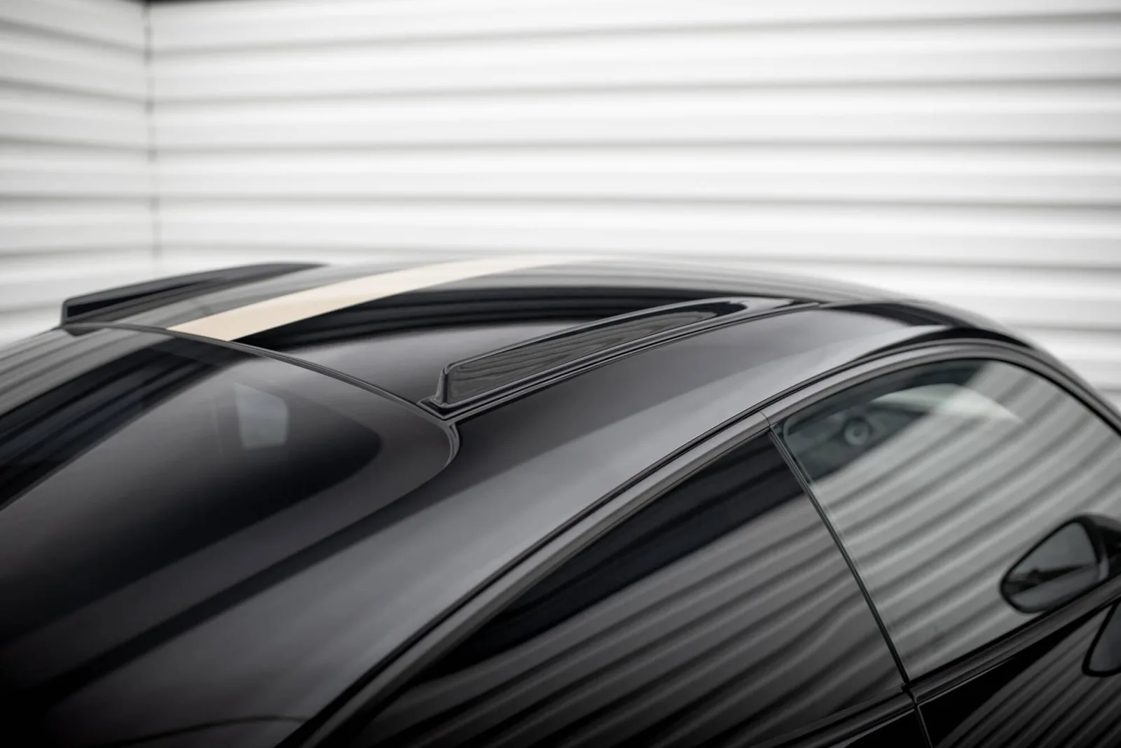 Short Roof Rails compatible with Porsche 911 992 GT3