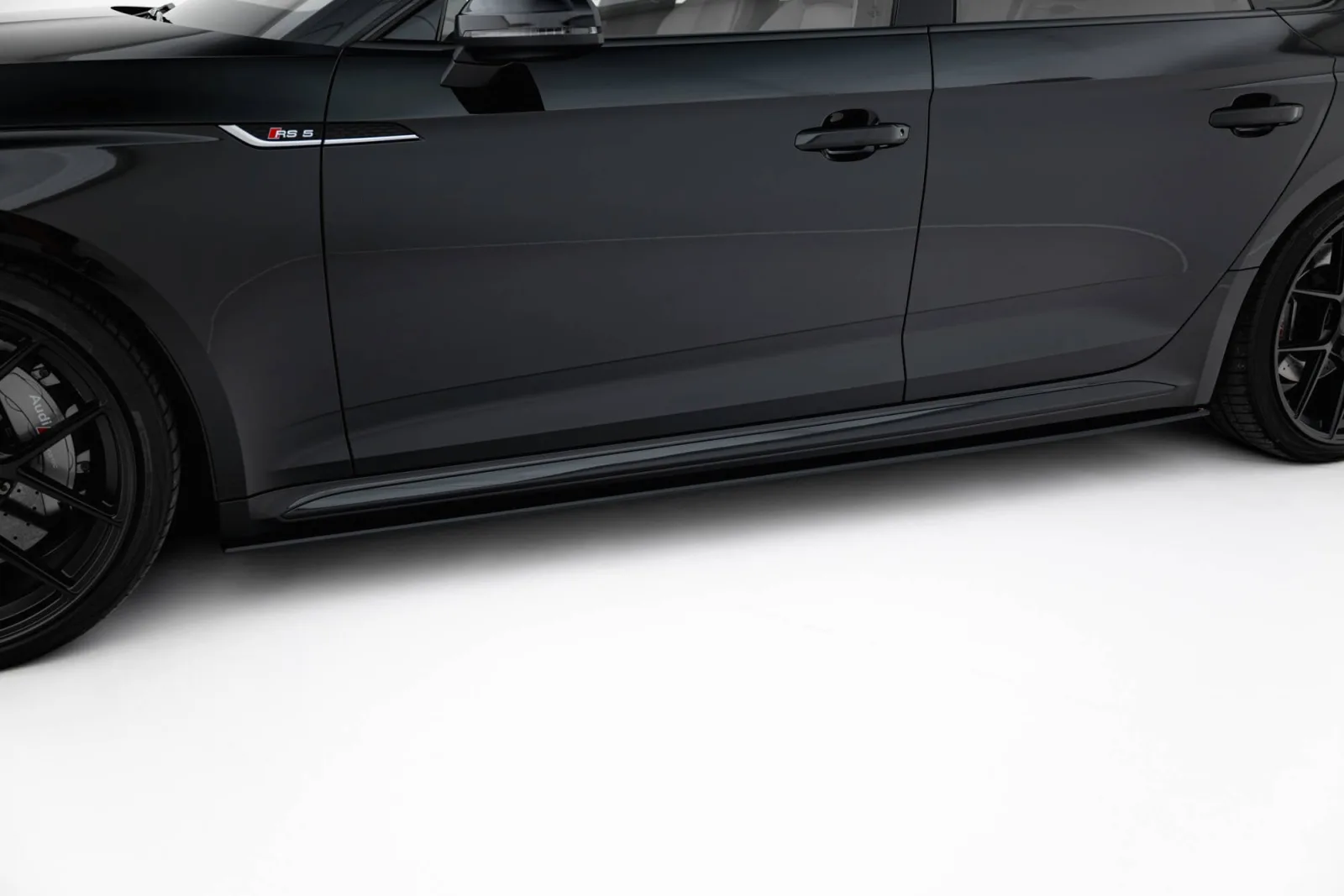 Side Skirts Diffusers Street Pro compatible with Audi RS5 Sportback F5