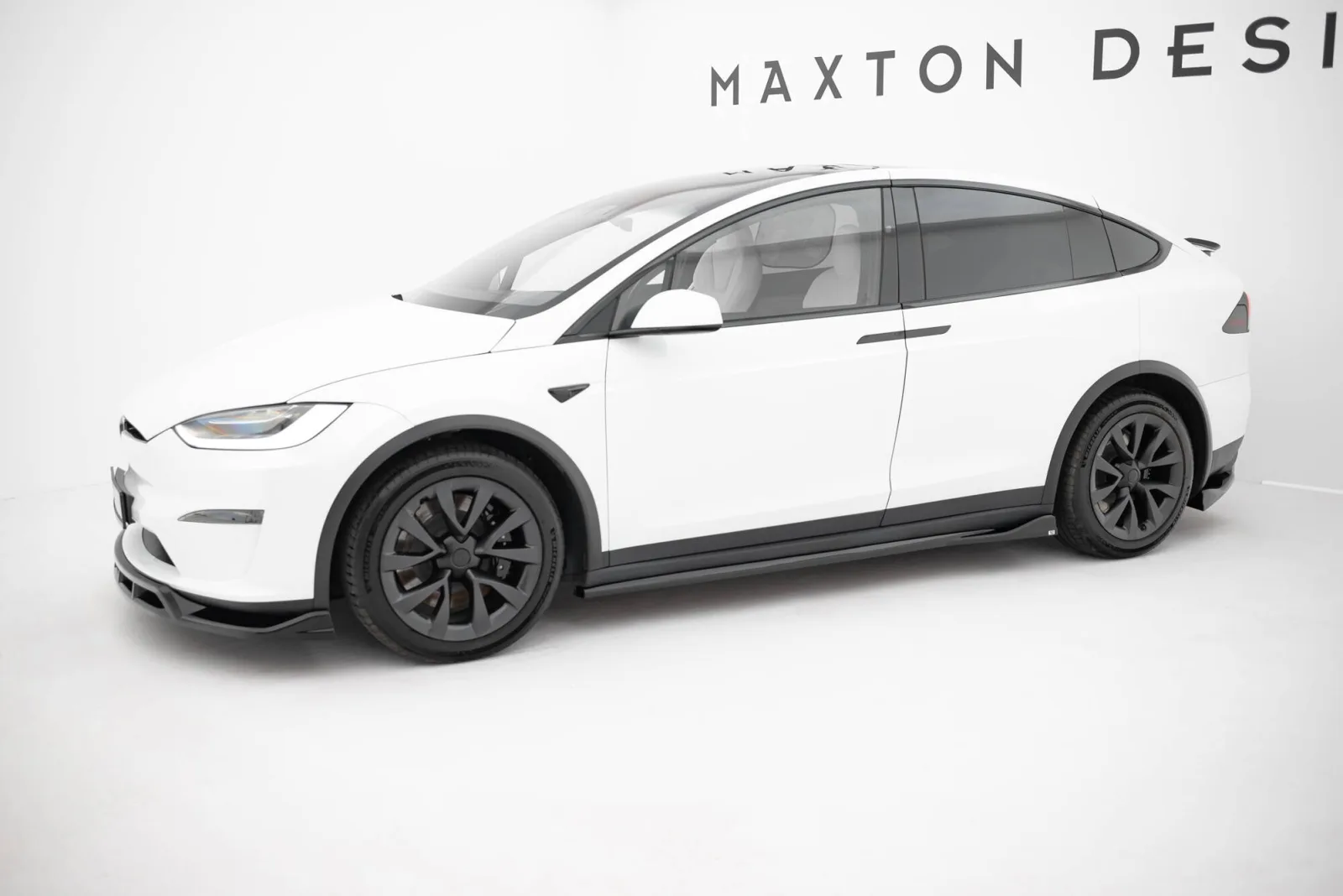 Set of Splitters compatible with Tesla Model X Mk1 Facelift