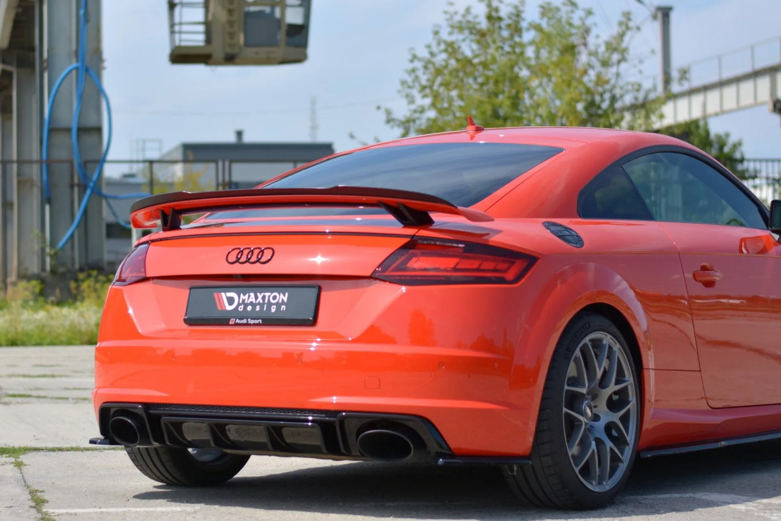Spoiler Cap compatible with Audi TT RS 8S