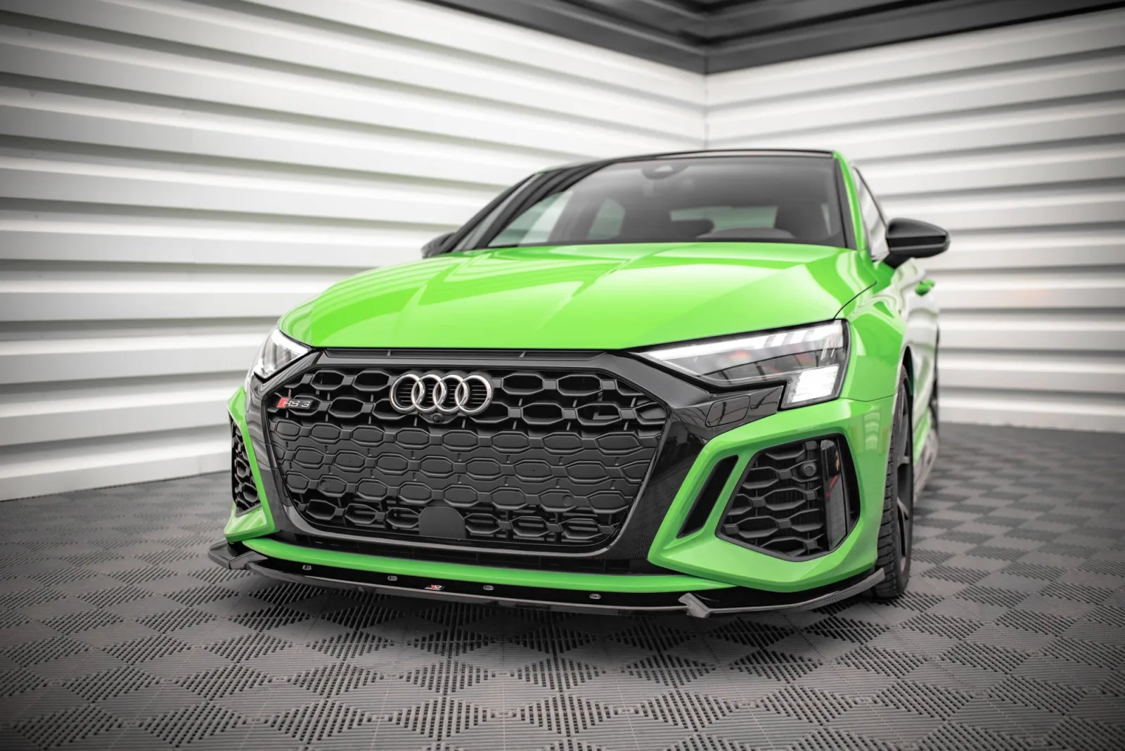 Front Splitter V.1 compatible with Audi RS3 Sedan 8Y