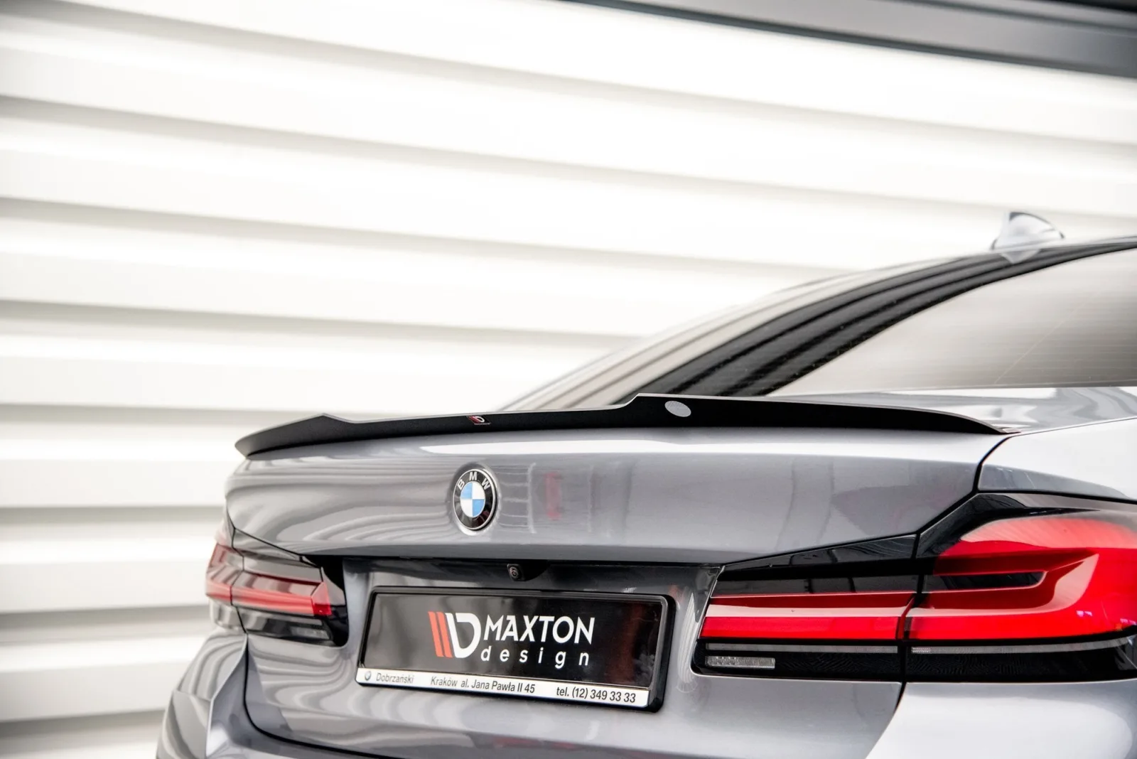 Spoiler Cap V.2 compatible with BMW 5 Standard / M-Pack Sedan G30