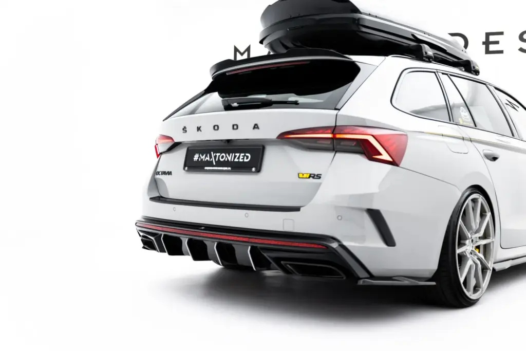 Rear Valance compatible with Skoda Octavia RS Mk4
