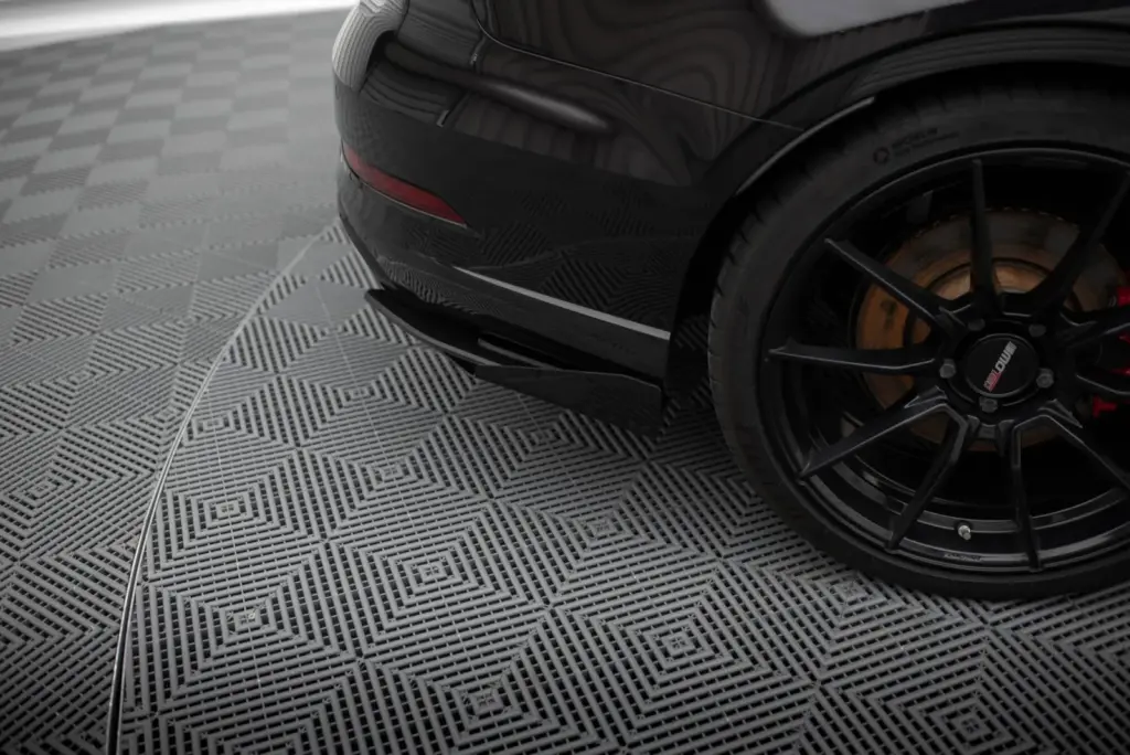 Rear Side Flaps compatible with Audi RS3 Sedan 8V Facelift