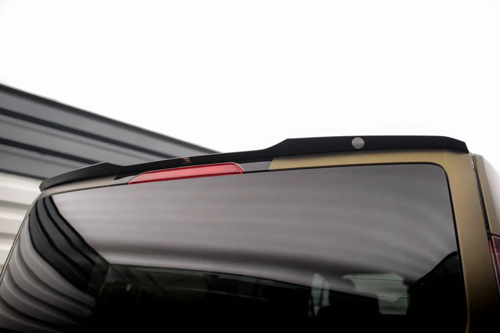 Spoiler Cap compatible with Ford Tourneo Custom Mk1 Facelift
