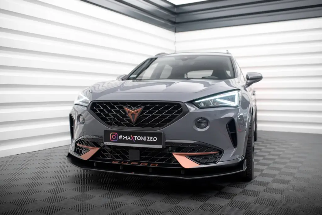 Front Splitter Street Pro compatible with Cupra Formentor Mk1