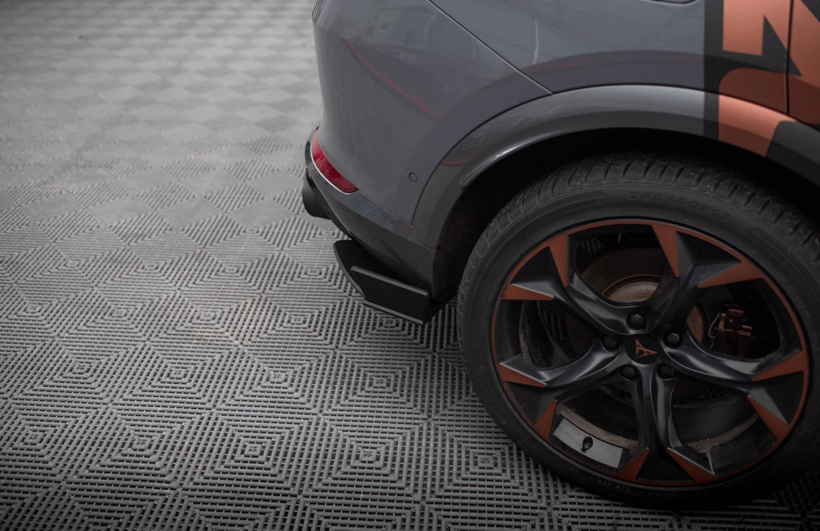 Rear Side Splitters Street Pro compatible with Cupra Formentor Mk1