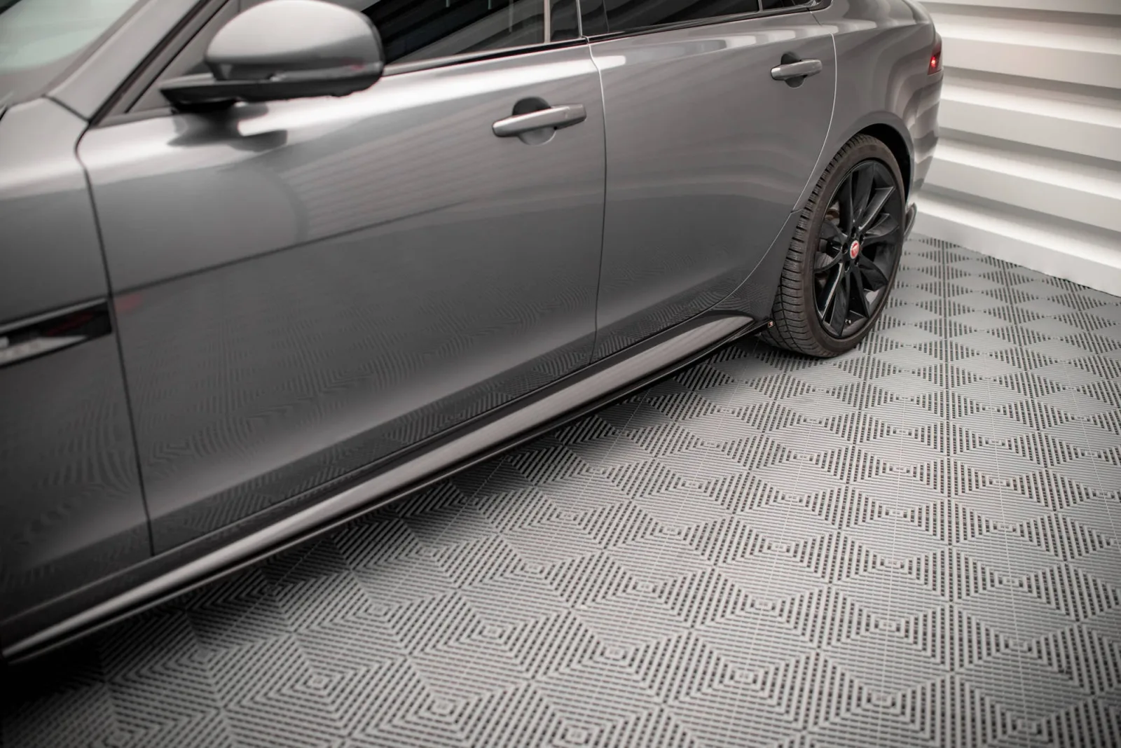 Side Skirts Diffusers compatible with Jaguar XF R-Sport Mk2