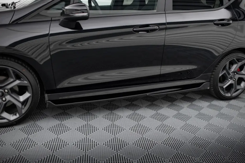 Side Skirts Diffusers V.4 compatible with Ford Fiesta Mk8 ST / ST-Line