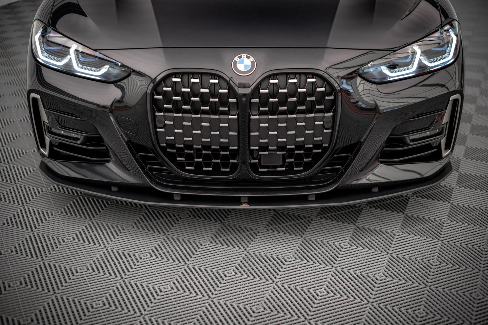 Front Splitter Street Pro compatible with BMW 4 M-Pack / M440i G22 / G23 / G22 Facelift / G23 Facelift