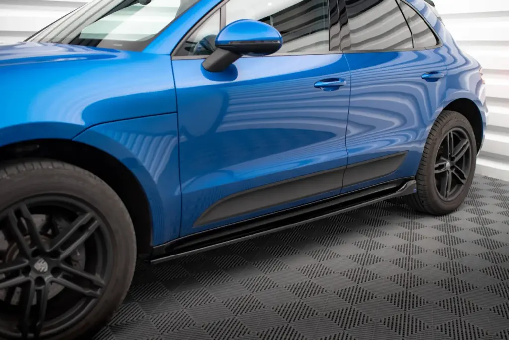 Side Skirts Diffusers compatible with Porsche Macan Mk1
