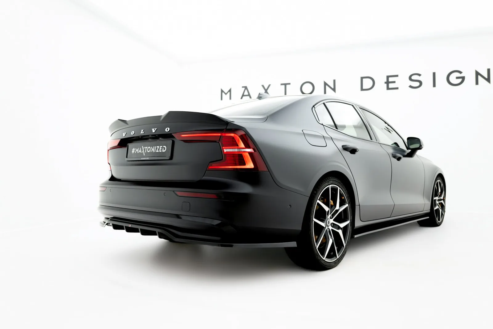 Rear Splitter (With Diffuser) compatible with Volvo S60/V60 R-Design Mk3