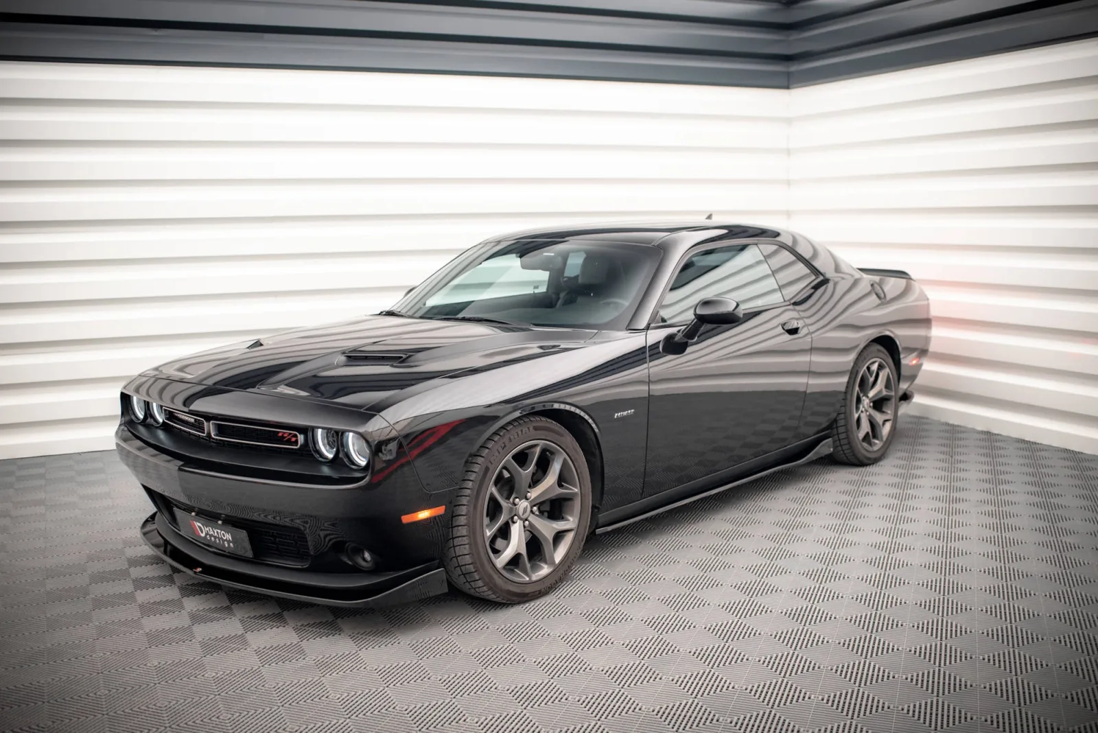 Set of Splitters compatible with Dodge Challenger RT Mk3 Facelift