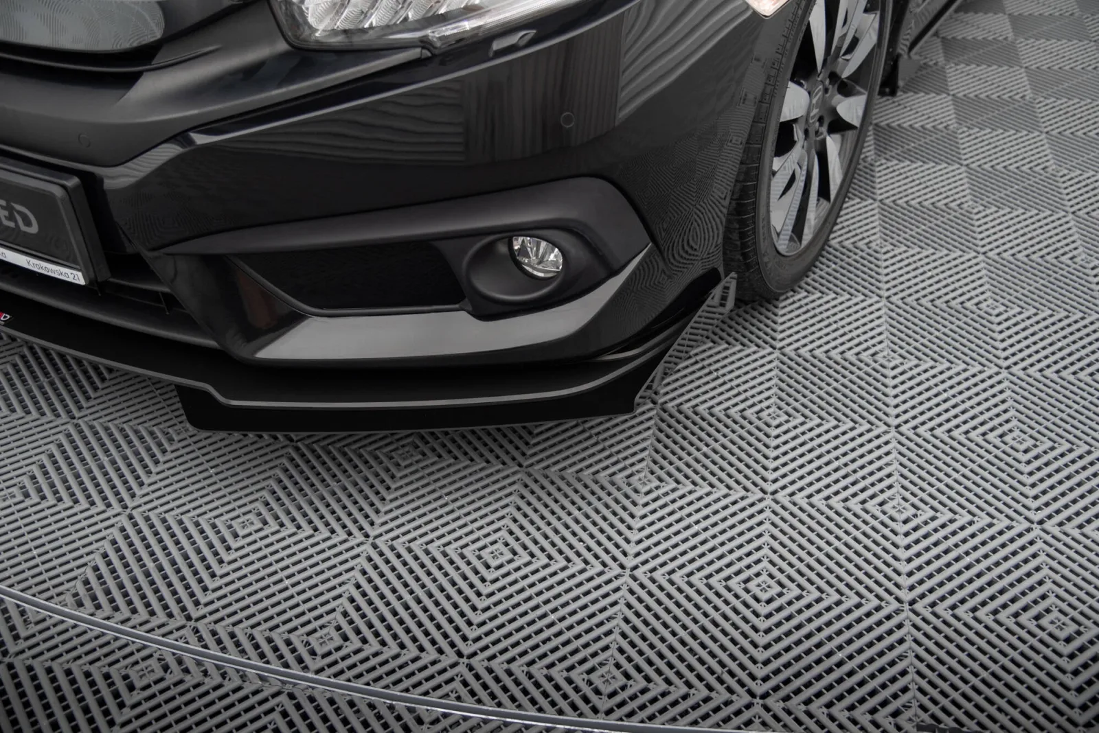 Front Flaps compatible with Honda Civic Sedan Mk10