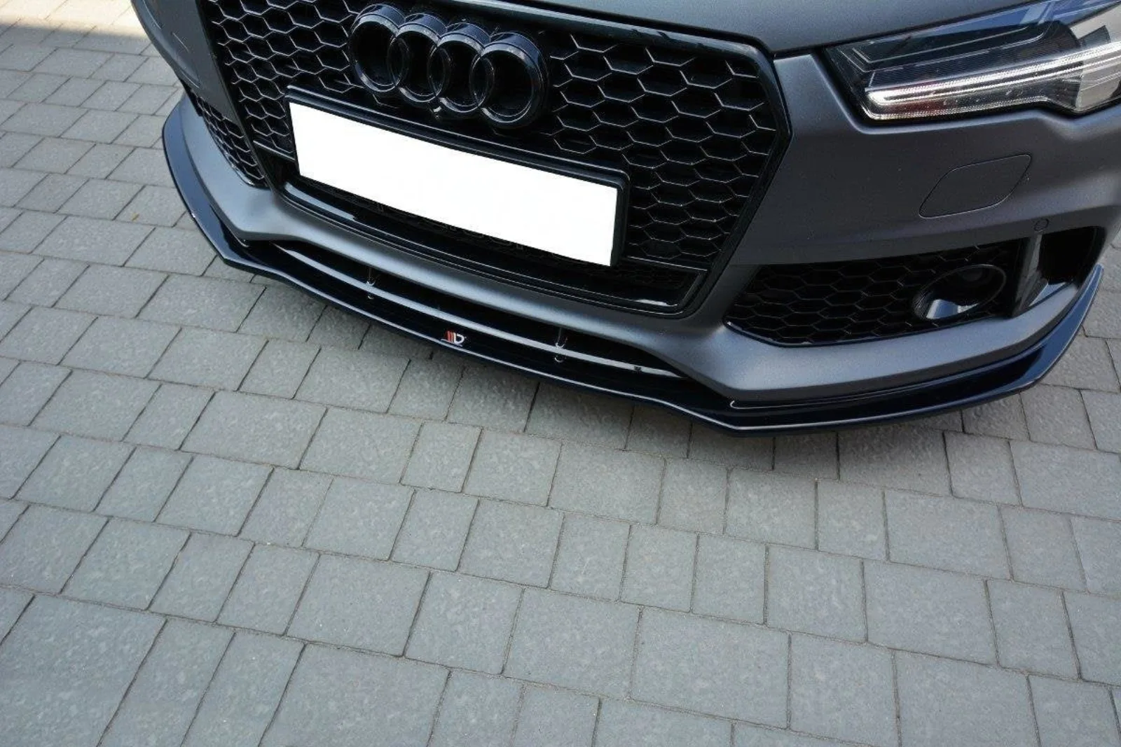 Front Splitter V.1 compatible with Audi RS7 C7