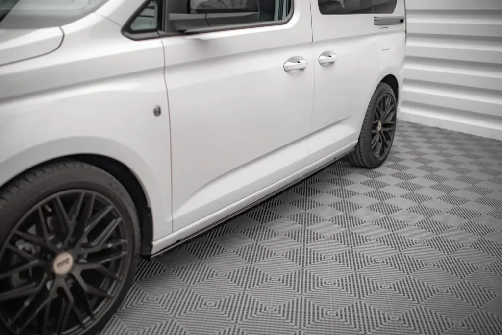 Side Skirts Diffusers compatible with Volkswagen Caddy Mk5 / Ford Transit Connect Mk3