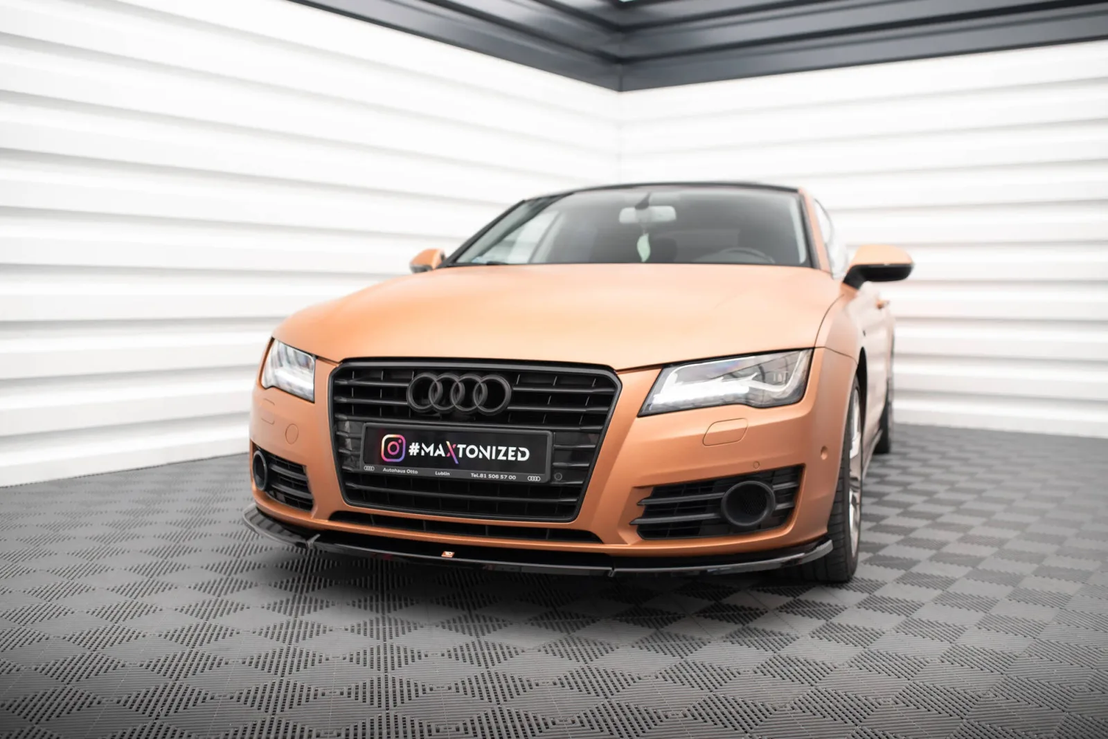 Front Splitter V.1 compatible with Audi A7 C7