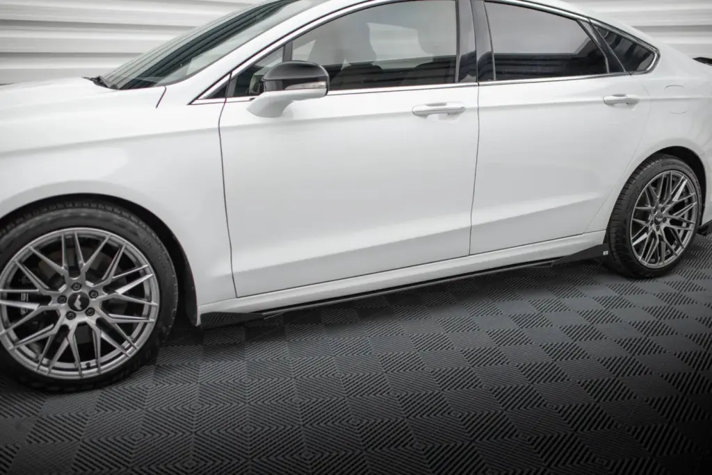 Side Skirts Diffusers Street Pro + Flaps compatible with Ford Mondeo Sport Mk5 Facelift / Fusion Sport Mk2 Facelift