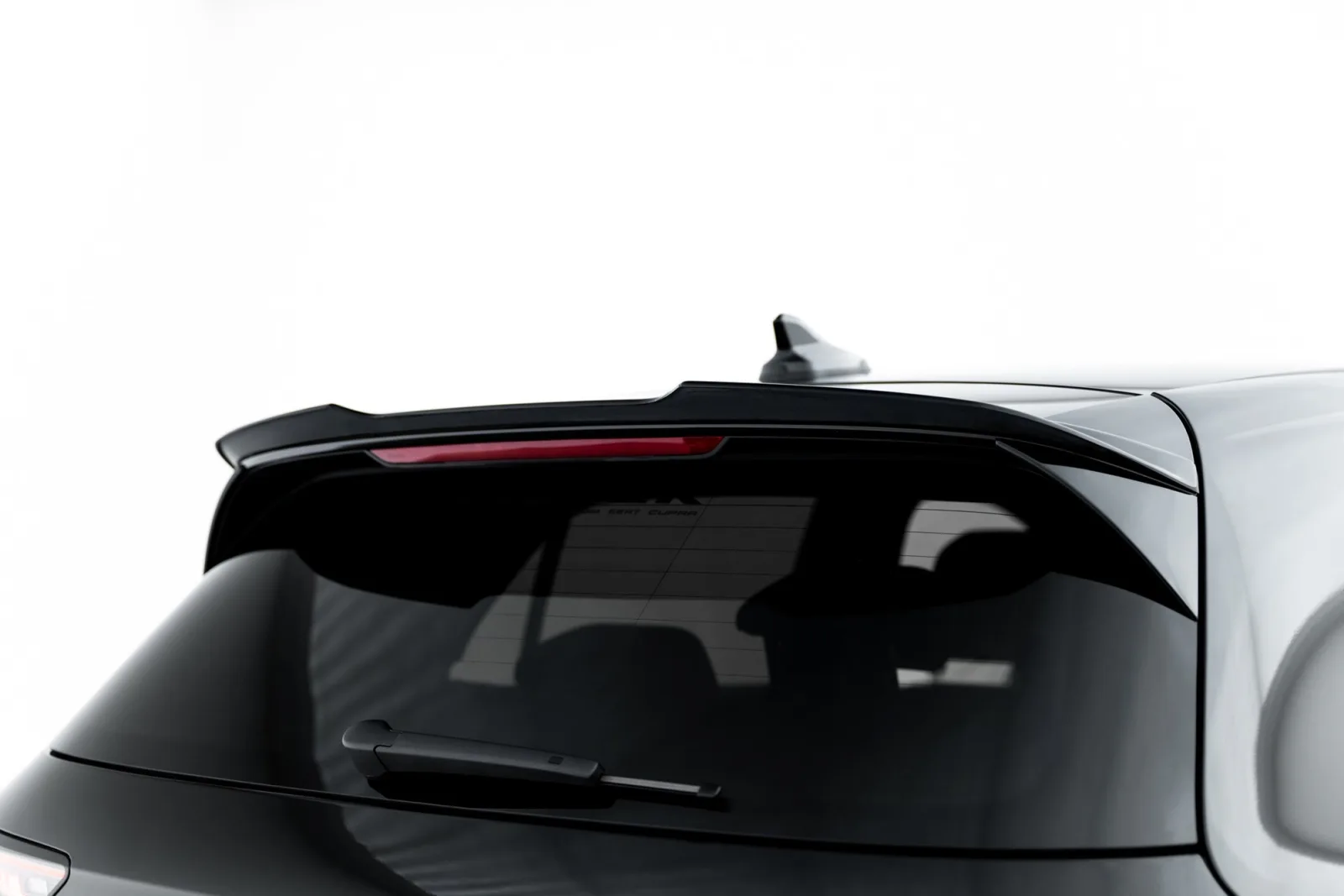 Spoiler Cap V.2 compatible with Volkswagen Golf Mk8 Facelift