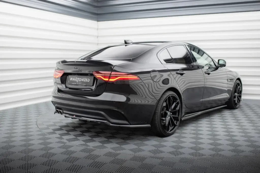 Rear Splitter (With Diffuser) compatible with Jaguar XE X760 Facelift