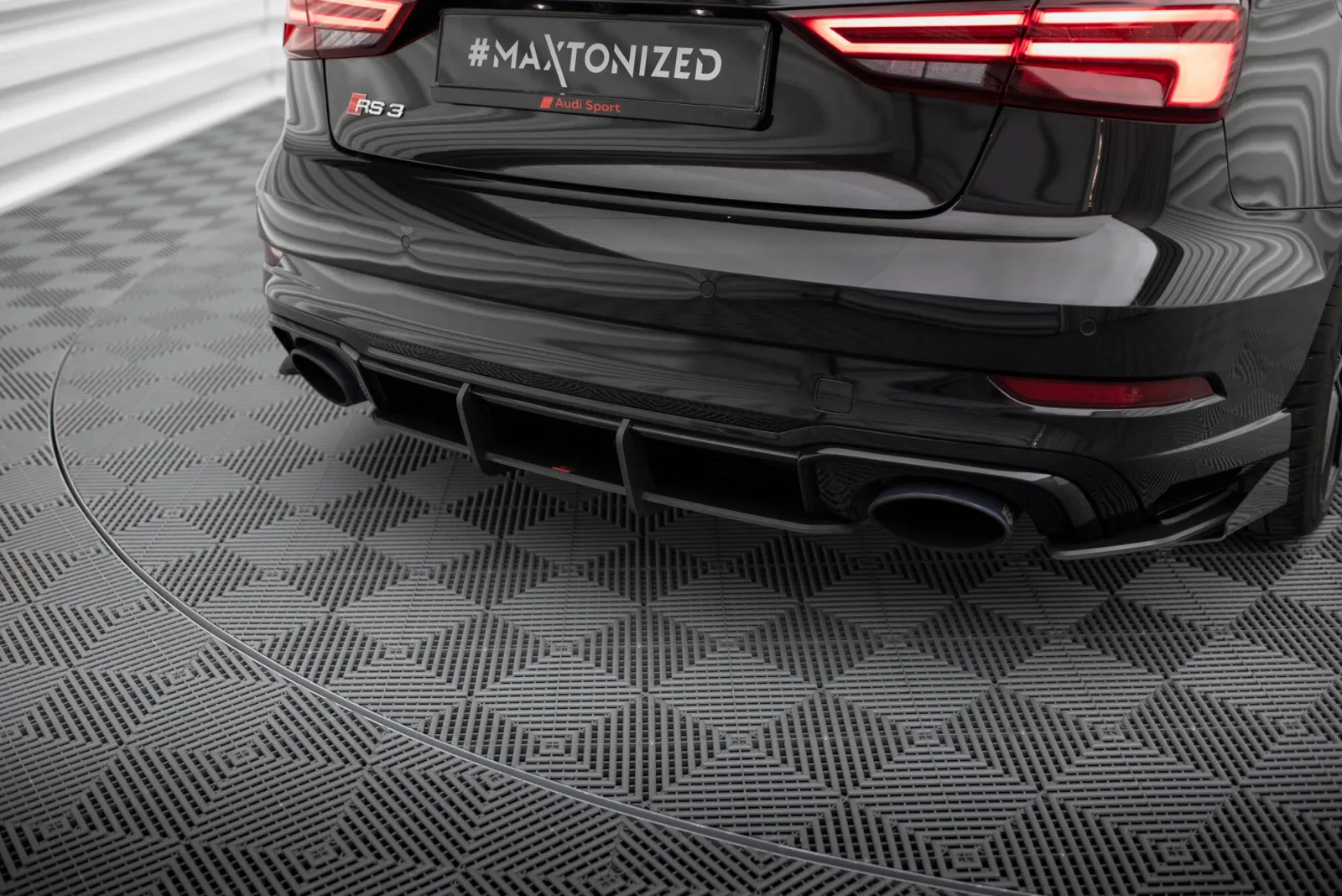Rear Diffuser Street Pro V.1 compatible with Audi RS3 Sedan 8V Facelift