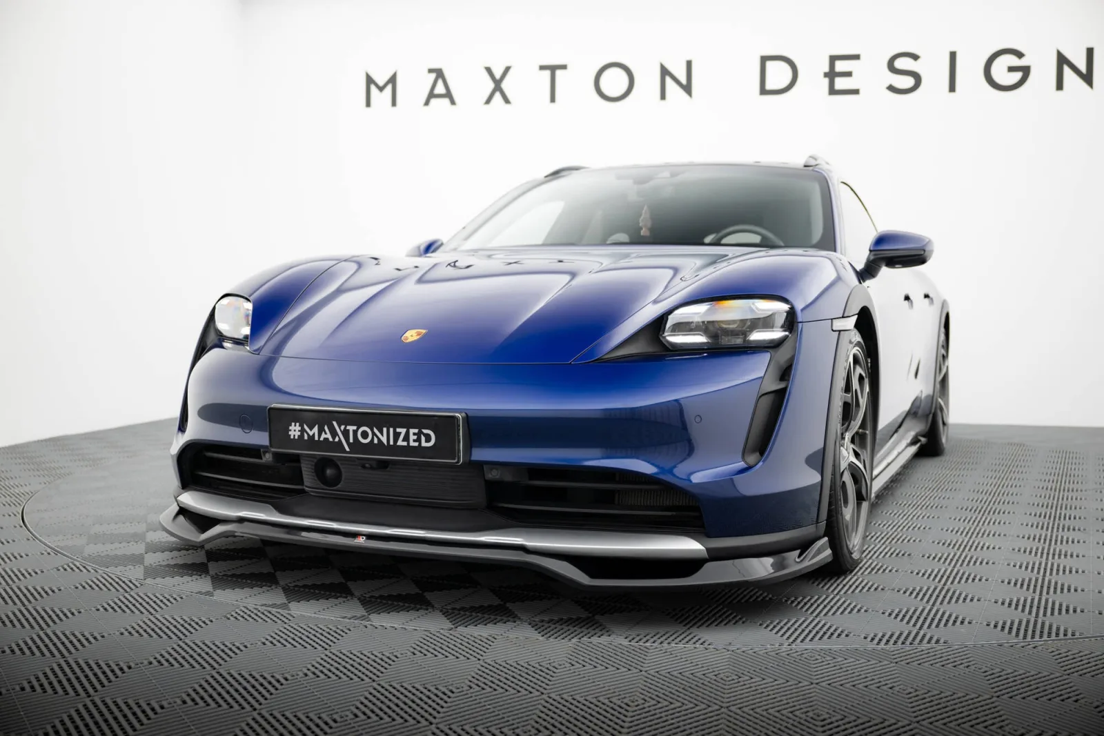 Front Splitter compatible with Porsche Taycan Cross Turismo 4S