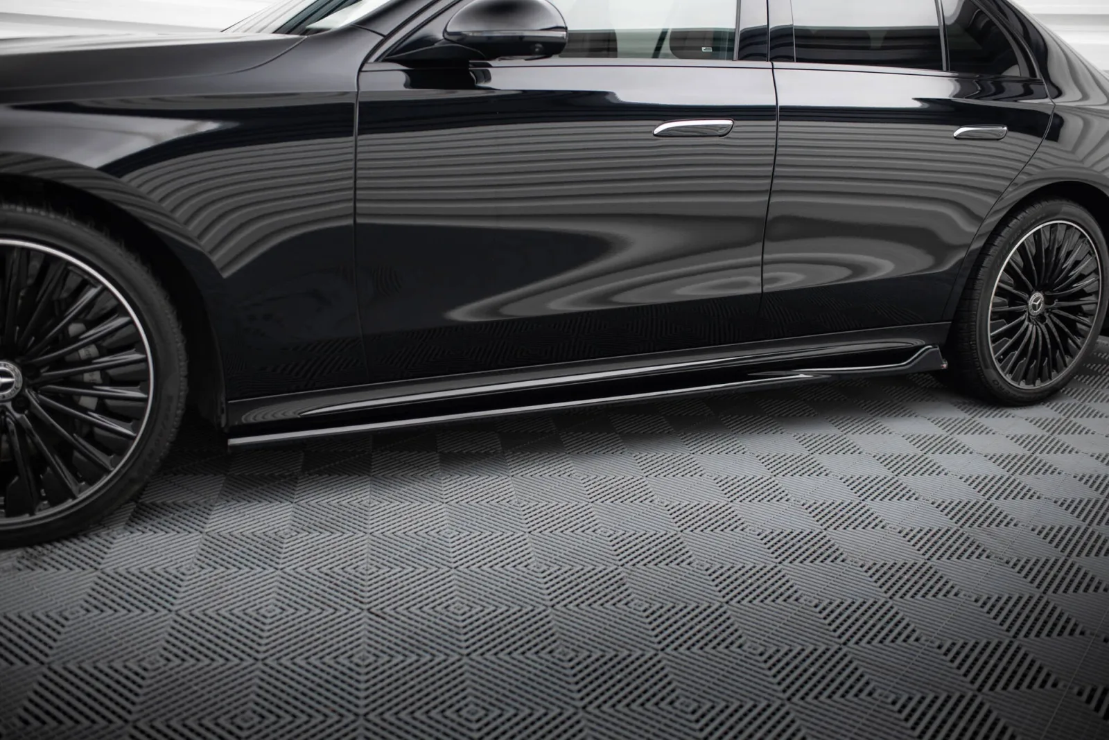 Side Skirts Diffusers compatible with Mercedes-Benz E AMG-Line W214