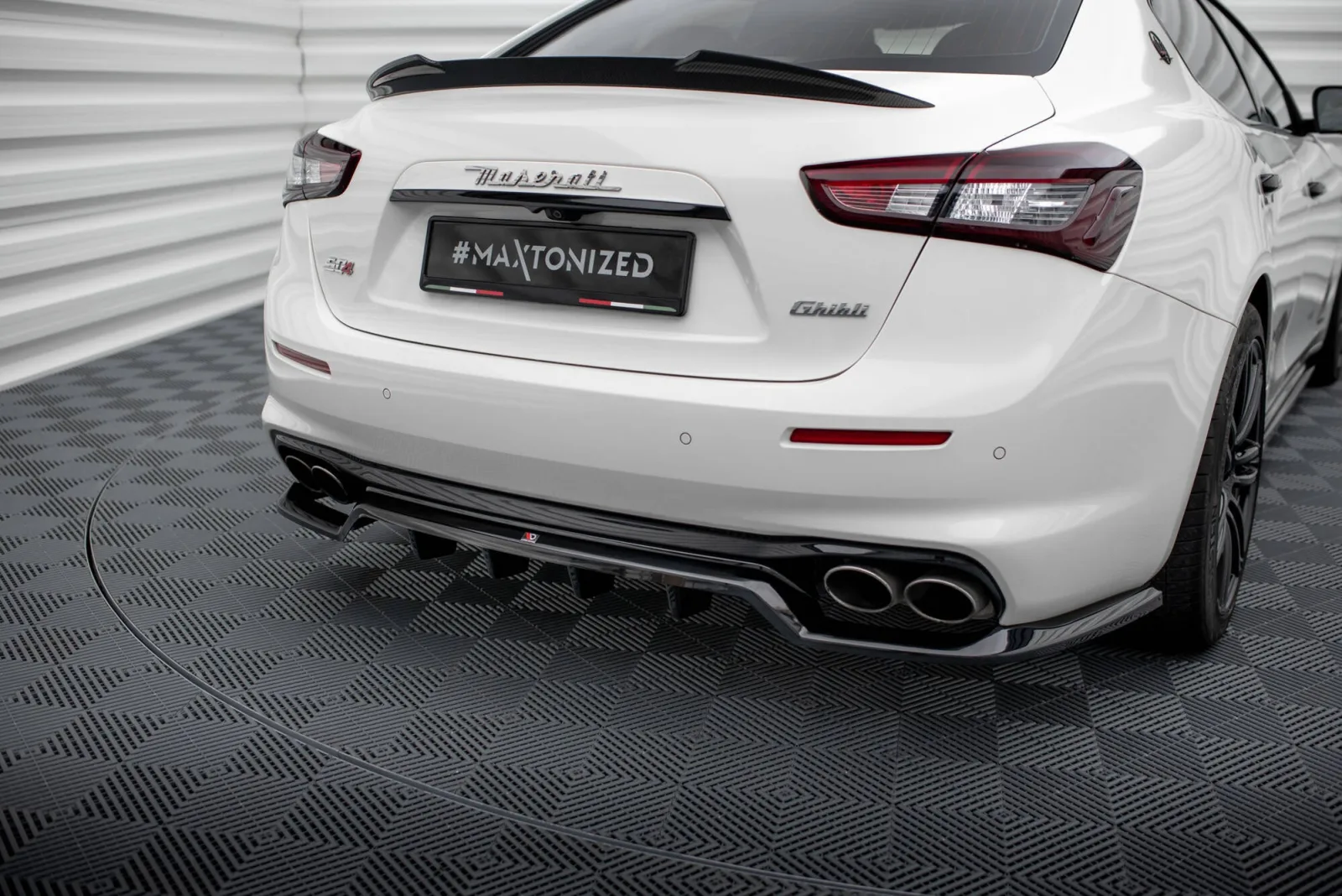 Rear Splitter (With Diffuser) compatible with Maserati Ghibli Mk3 Facelift