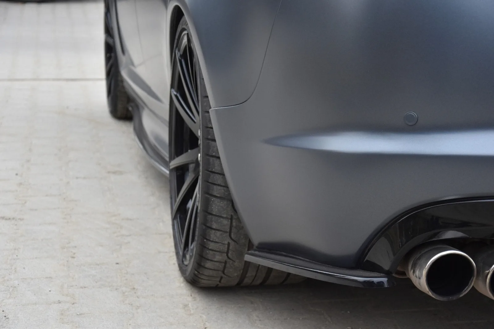 Rear Side Splitters compatible with Jaguar XF-R Mk1