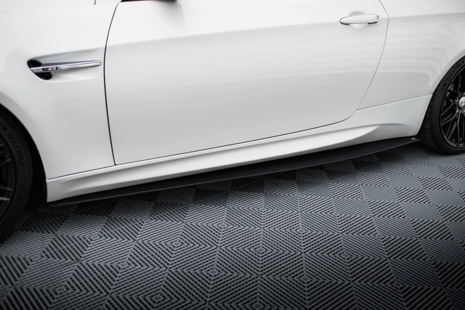 Side Skirts Diffusers Racing compatible with BMW M3 E92 / E93 Pre-Facelift