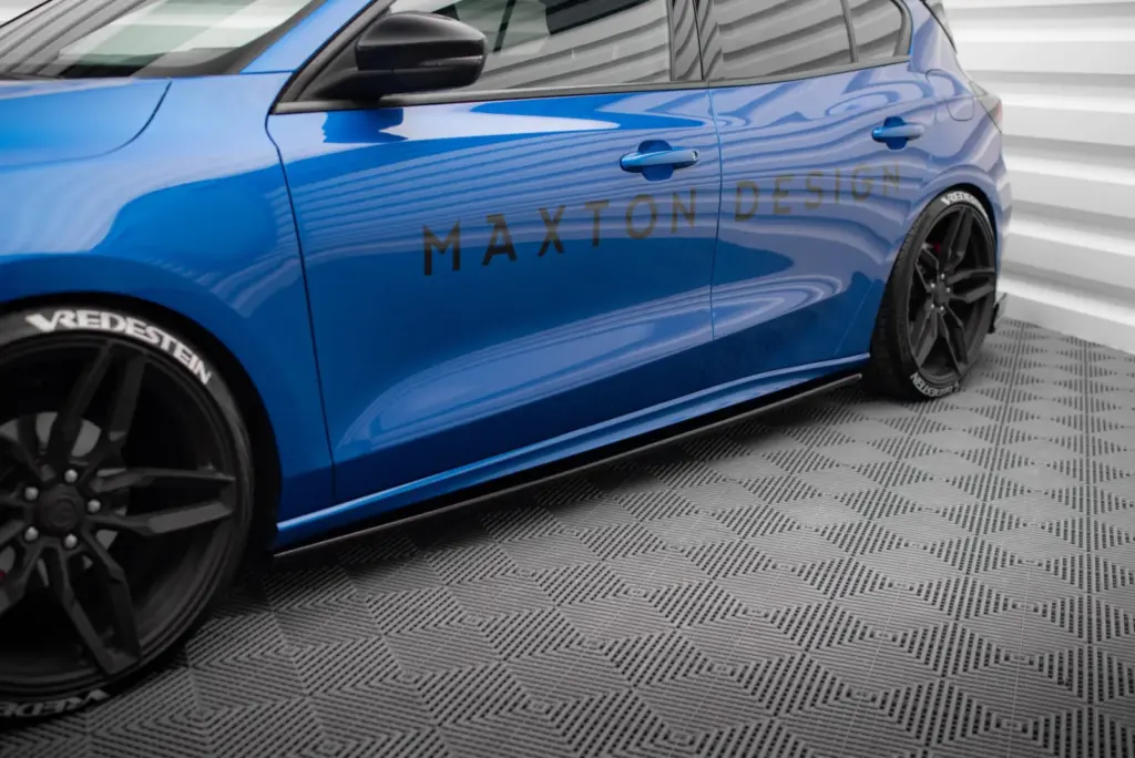 Side Skirts Diffusers V.2 compatible with Ford Focus ST / ST-Line Mk4