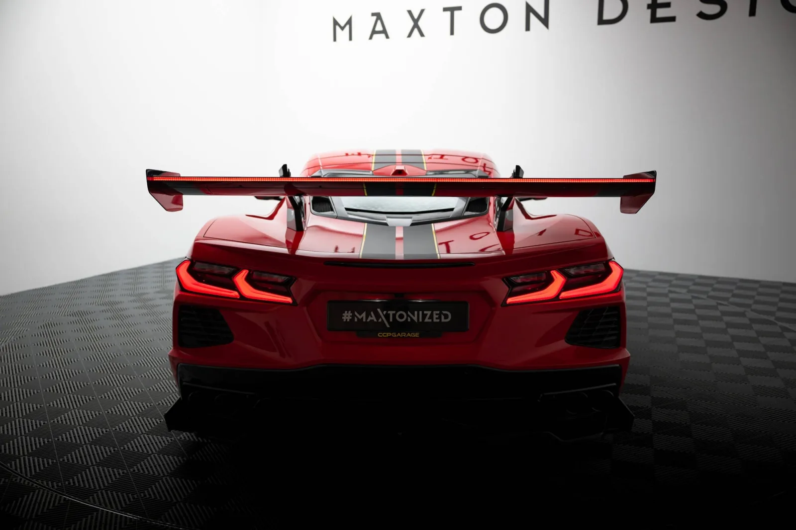 Carbon Spoiler + LED compatible with Chevrolet Corvette C8
